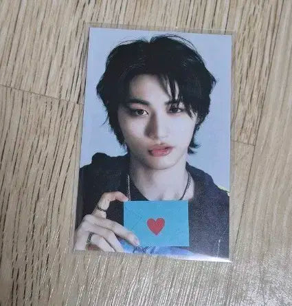 Free half-price shipping)) BOYNEXTDOOR Taesan Scawaii Japanese magazine exclusive photocard