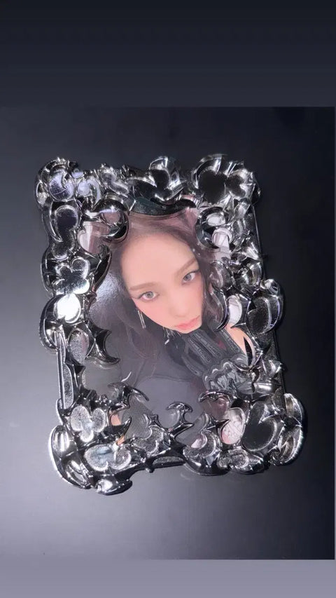 aespa Whiplash Pop-up MD Photocard Holder Karina Photocard