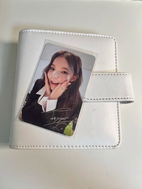What Do You Do When You Play? Jinju Signed Calendar Photocard