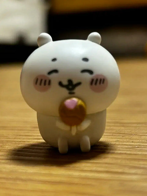Chiikawa figure