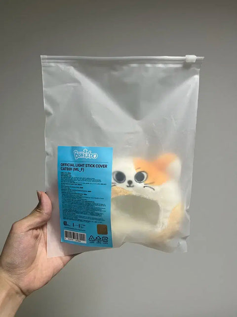 Catbbi light stick pouch, selling at original price.