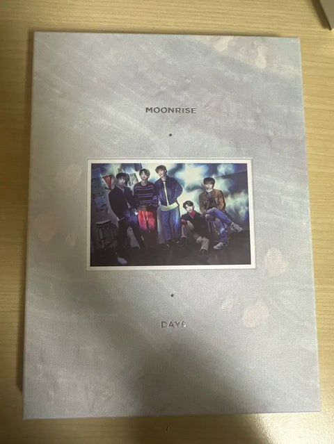 DAY6 MOONRISE Opened Album