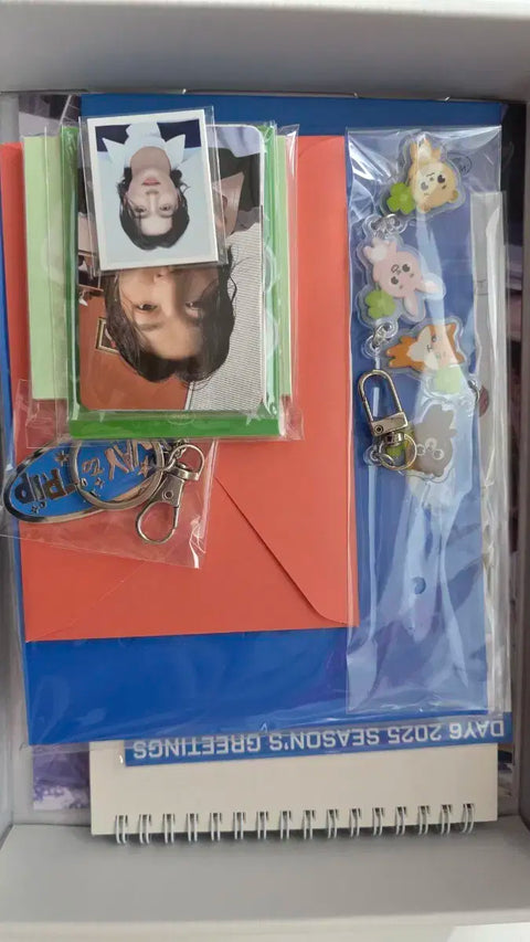 DAY6 2024 Season's Greetings MADE 5th Gen Kit All-in-One Aladdin Photocard Benefit