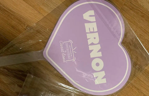 Selling Vernon Uchiwa fans.