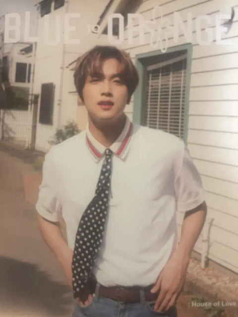 Blue to orange Photobook Haechan ver.