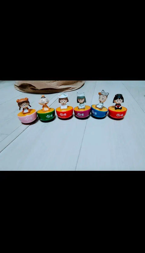 Maruko is nine years old Chibi Maruko-nyan figure 6 types for sale.
