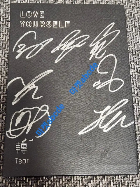 BTS Bangtan LOVE YOURSELF Tear Signed Album