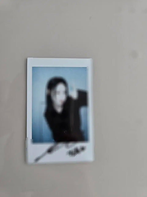 Artemis Jinsoul ARTMS Ssapol Signpolar Signed Polaroid from Korea