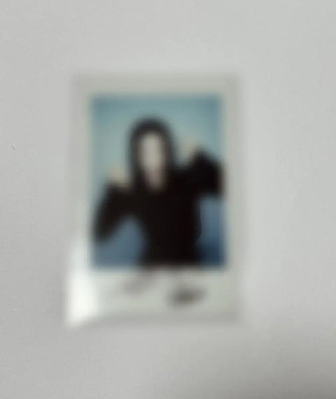 Artemis Jinsoul ARTMS Signed Polaroid