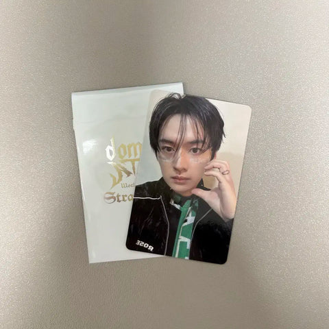 Dominate/Stray Kids LEE KNOW Japan Limited Edition 10,000 Yen Benefit