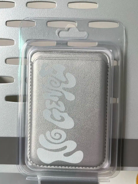 Bone Necklace No Genre MagSafe Card Wallet