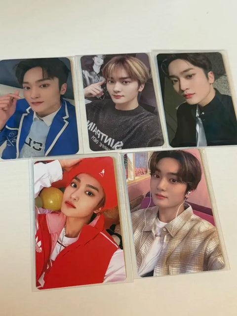 CRAVITY Taeyoung photocard bundle