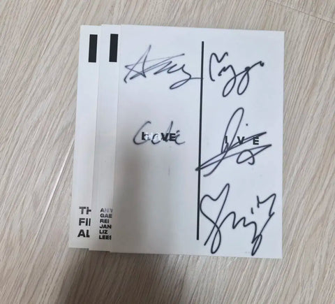 IVE 1st Album Autographed