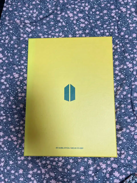 BTS (Bangtan Sonyeondan) 5th ARMY Fan Club