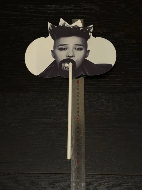 G-Dragon fan