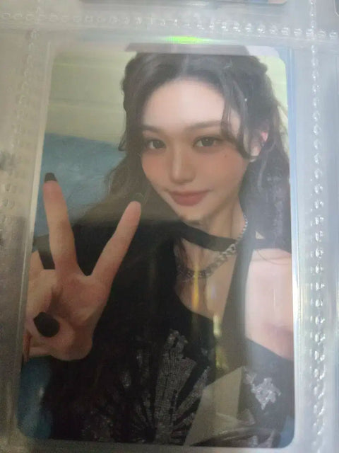 IVE Violet, Wonyoung version for sale.