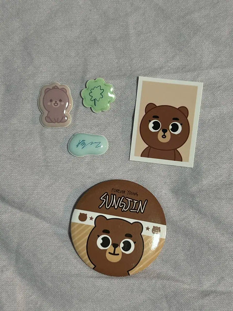 DAY6 Denimals Pin Badge Jjallangyi ID Photo Room Transfer