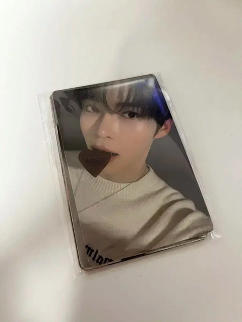 ZEROBASEONE ZB1 2nd Anniversary Cookie Set Photocard