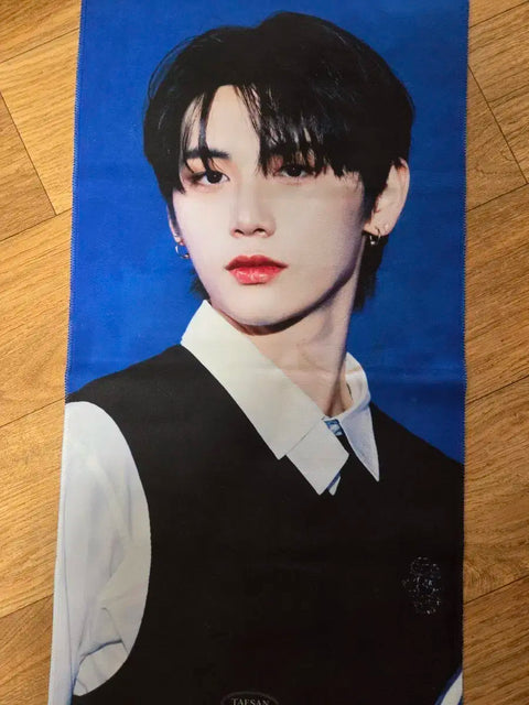 Selling BOYNEXTDOOR TaeSan slogan.