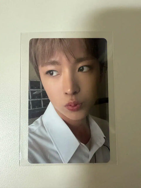 Color First Edition Yuushi Photocard