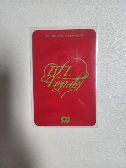 IVE Jang Wonyoung Strawberry Photocard