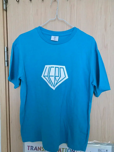 I'm selling Lim Young-woong T-shirts.