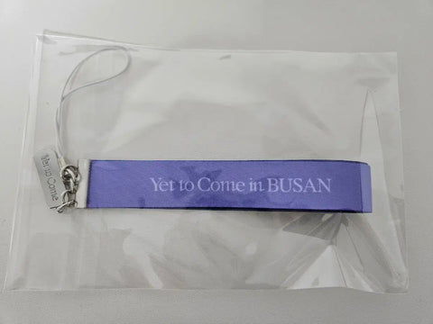 BTS badge & keyring set