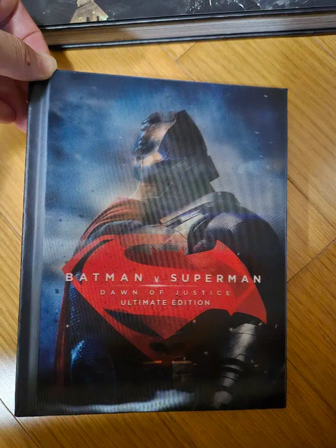 Batman vs Superman Art Book, Blu-ray Bundle