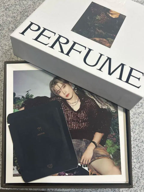 NCT DOJAEJUNG Perfume Album