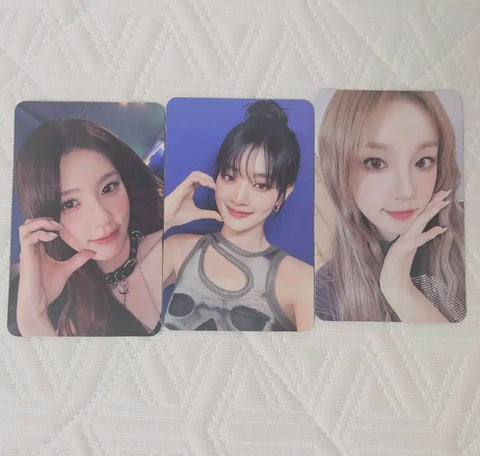 (G)I-DLE I-DLE Minnie Miyeon Yuqi Frank Burger 2nd Edition Photocards Bulk Transfer/Sale