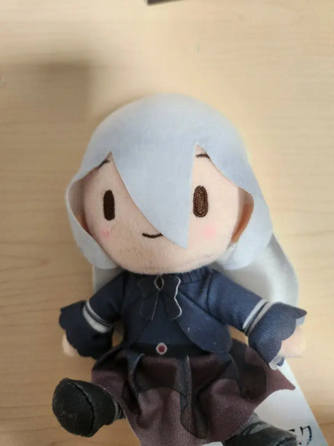 Selling Kanade doll.