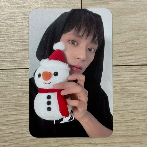 DKB D1 What the Hell Everline Snowman Unreleased Photo Card Benefit