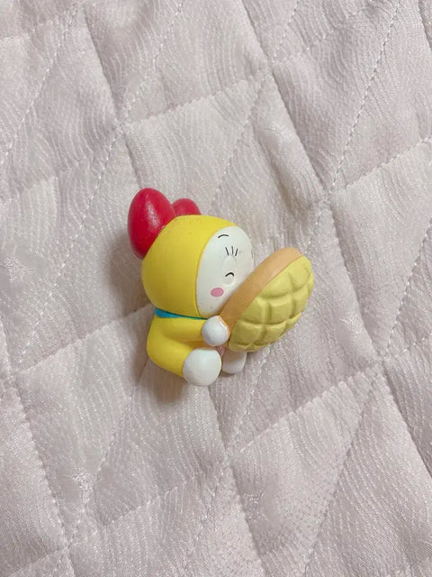 Dorami Melon Bread Figure