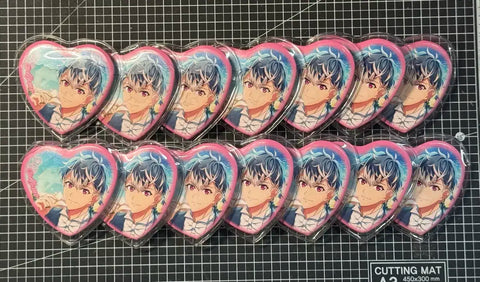 IDOLiSH7 Re:vale Momo Ita-bag Badge Heart Can Badge