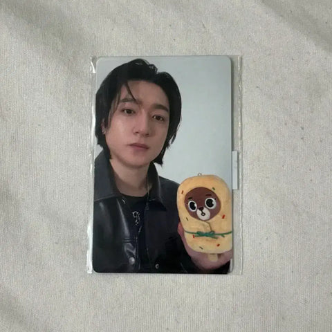 DAY6 Forever Young Finale Concert Online MD 40,000 KRW Special Photocards Sungjin