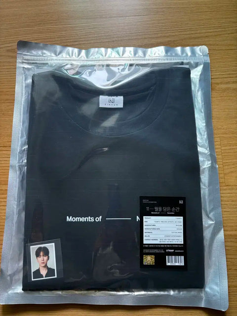 KIHYUN November Moment T-shirt + Photo