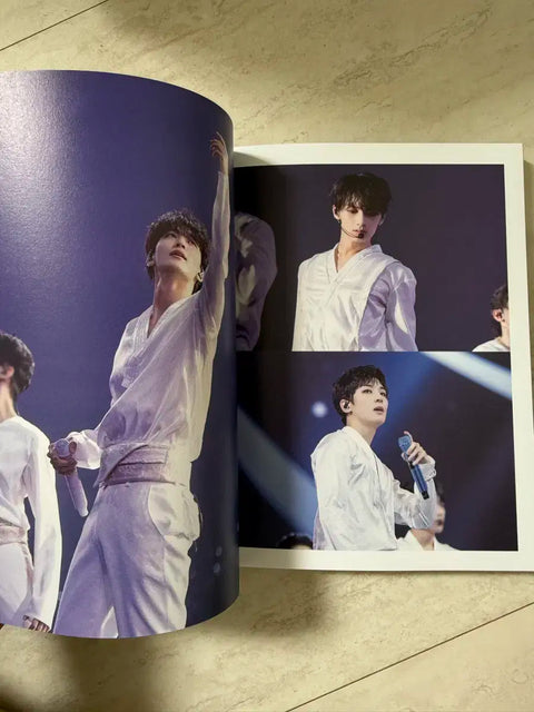 SEVENTEEN Follow Concert Photobook