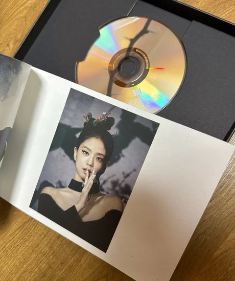 Blackpink Jisoo solo album photobook