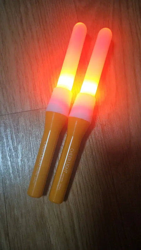 Cheerlight, misspellings of Chiabl and Otaoge, two Wuoobl as a set