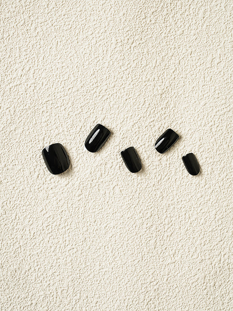 [✈️KOREA] Daiso - Solid Nail Tips 16pcs Deep Black
