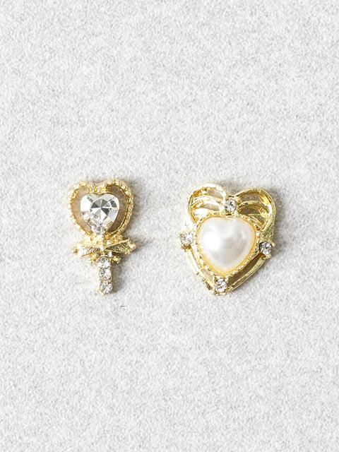[✈️KOREA] Daiso - Big Nail Parts 2pcs Heart