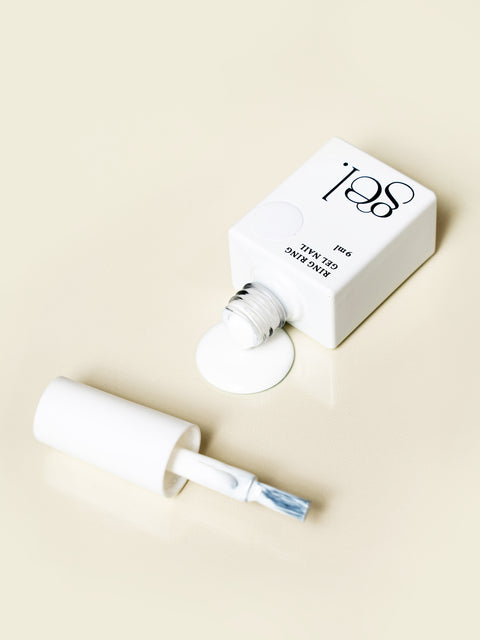 [✈️KOREA] Daiso - Ring Ring One-Step Gel Nail 9 ml Snow White