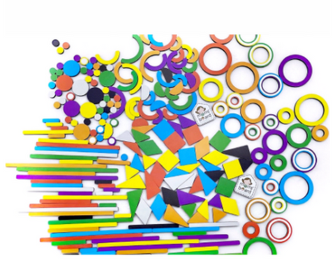 [PICK UP ONLY] Momsboard - Reve House (Medium), Magnets and Racks