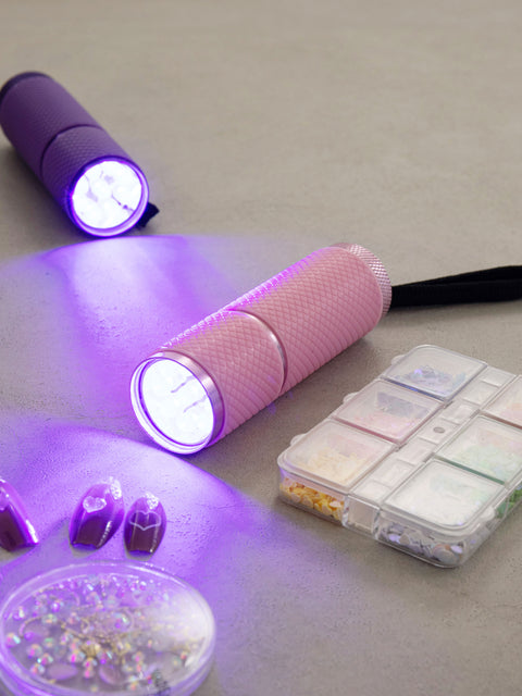 [✈️KOREA] Daiso - Portable UV/LED 9-Bulb Lamp