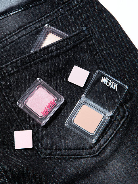 [✈️KOREA] Daiso - [04 Autumn Fudge] Mージー Let's Wearing Eyeshadow