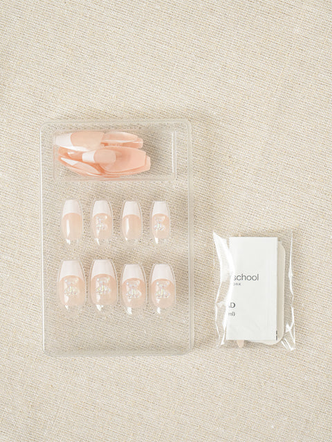 [✈️KOREA] Daiso - Too Cool For School Real Wear Nail Tip Coffin Bear Blanc