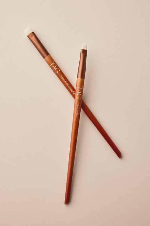 [✈️KOREA] Daiso - Tag Vegan Define Brush Duo