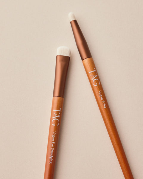 [✈️KOREA] Daiso - Tag Vegan Blending Brush Duo
